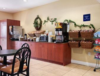 Hotel Microtel & By Wyndham 2*